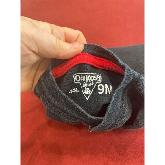 OshKosh B'gosh Infant baby boys dark Gray Thermal Henley Bodysuit Size 9M VTG - Picture 2 of 2